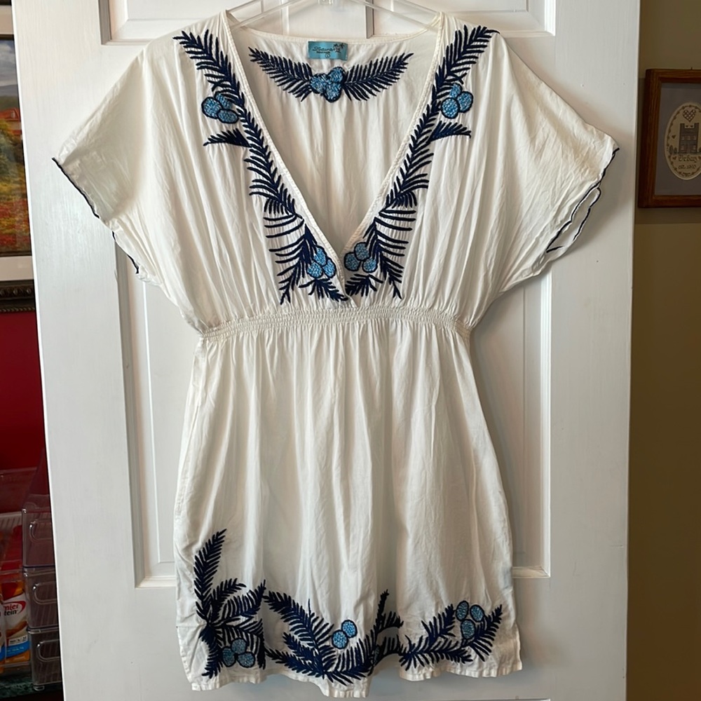 Letarte Beach Pool Coverup White Blue Accents Large